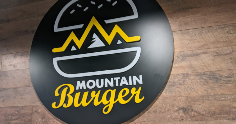 Mountain Burger Hamilton